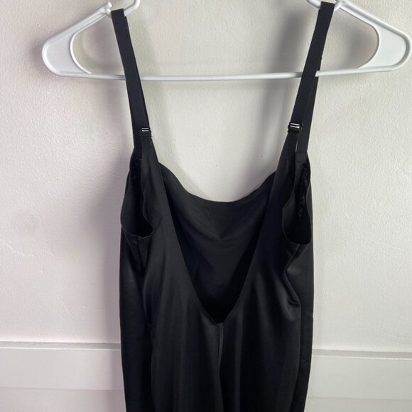 NWOT SKIMS Onyx Black Simply Bare Low Back Catsuit - Picture 8 of 9